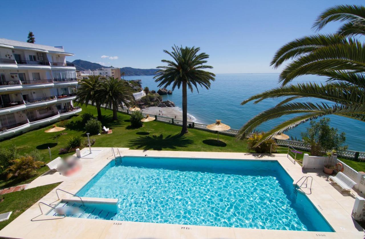 Acapulco Playa 34 Menyber Apartment Nerja Bagian luar foto